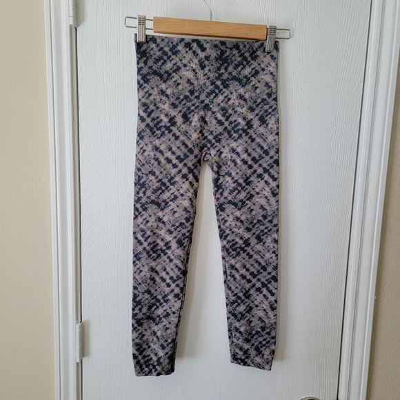 Spanx Crop Lamn Leggings - Picture 2 of 5